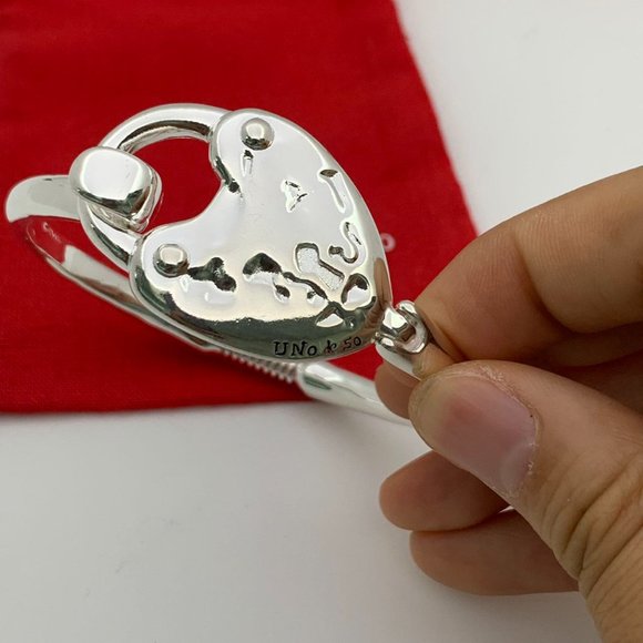 UNO de 50 Bracelet - Heart Lock Hinged Bracelet silver Love Luck Bracelet - Picture 3 of 8
